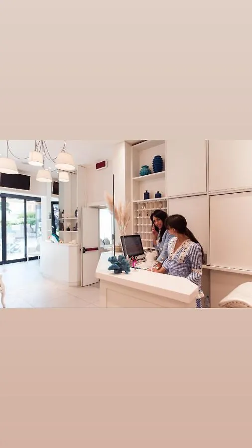 Hotel Ardea 里乔内
