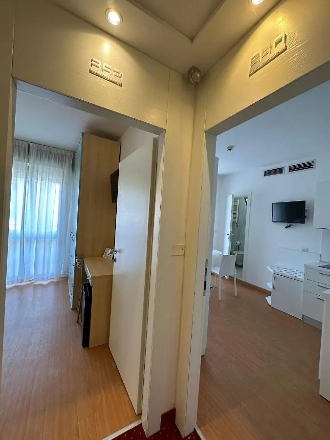 Hotel Ardea 里乔内