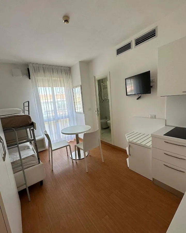 Hotel Ardea 里乔内